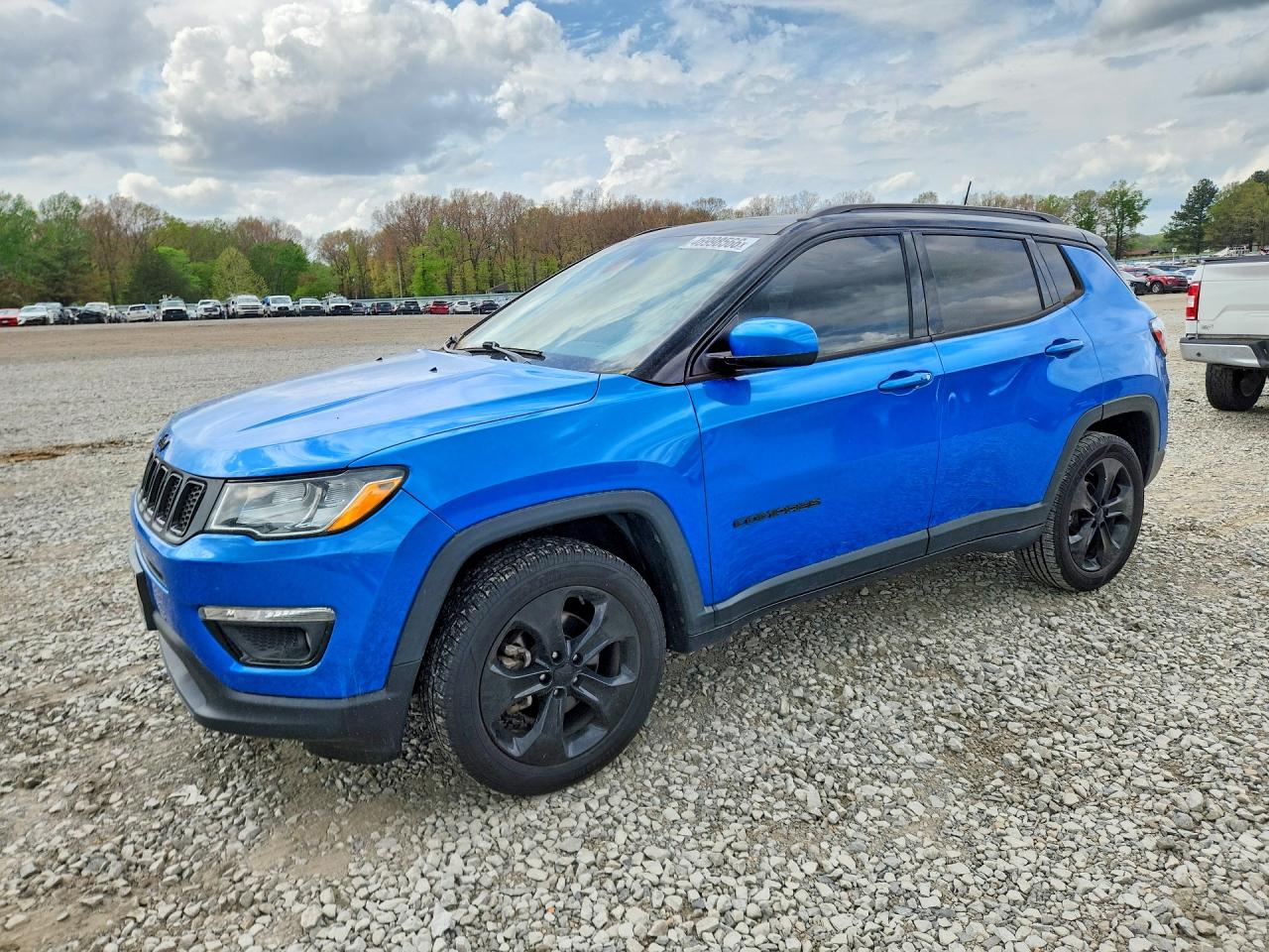 2019 Jeep Grand cher VIN 3C4NJDBB0KT689455 photo 1