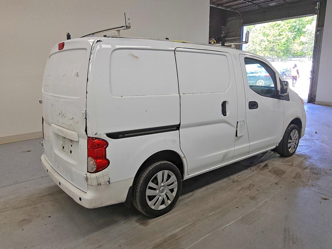 2021 Nissan Nv VIN 3N6CM0KN5MK690656 photo 3