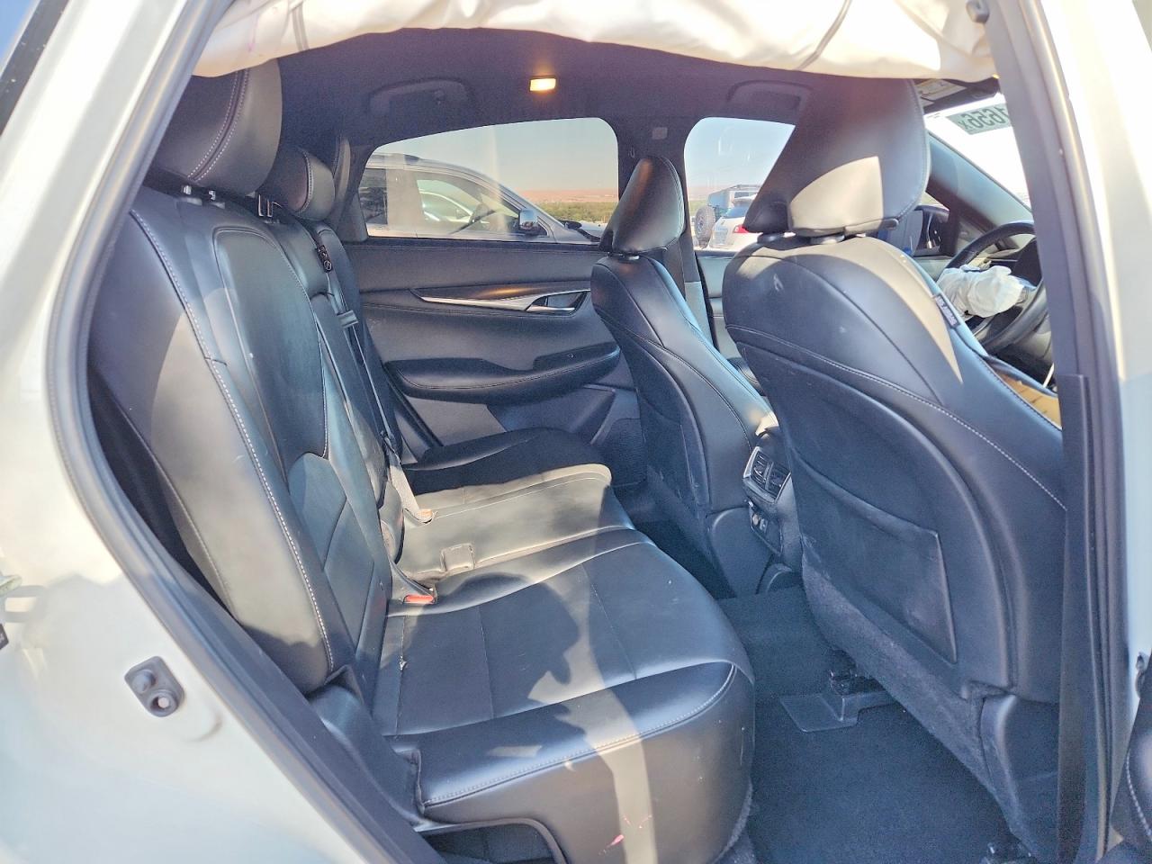 2022 INFINITI All other VIN 3PCAJ5J35NF101034 photo 11