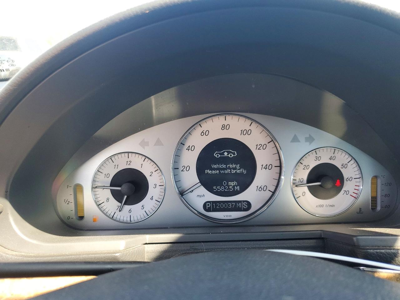 2006 MERCEDES-BENZ E-class VIN WDBUF56J76A844468 photo 9