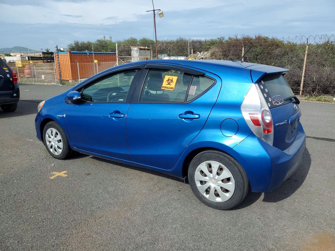 2012 Toyota Prius c th VIN JTDKDTB30C1515343 photo 2