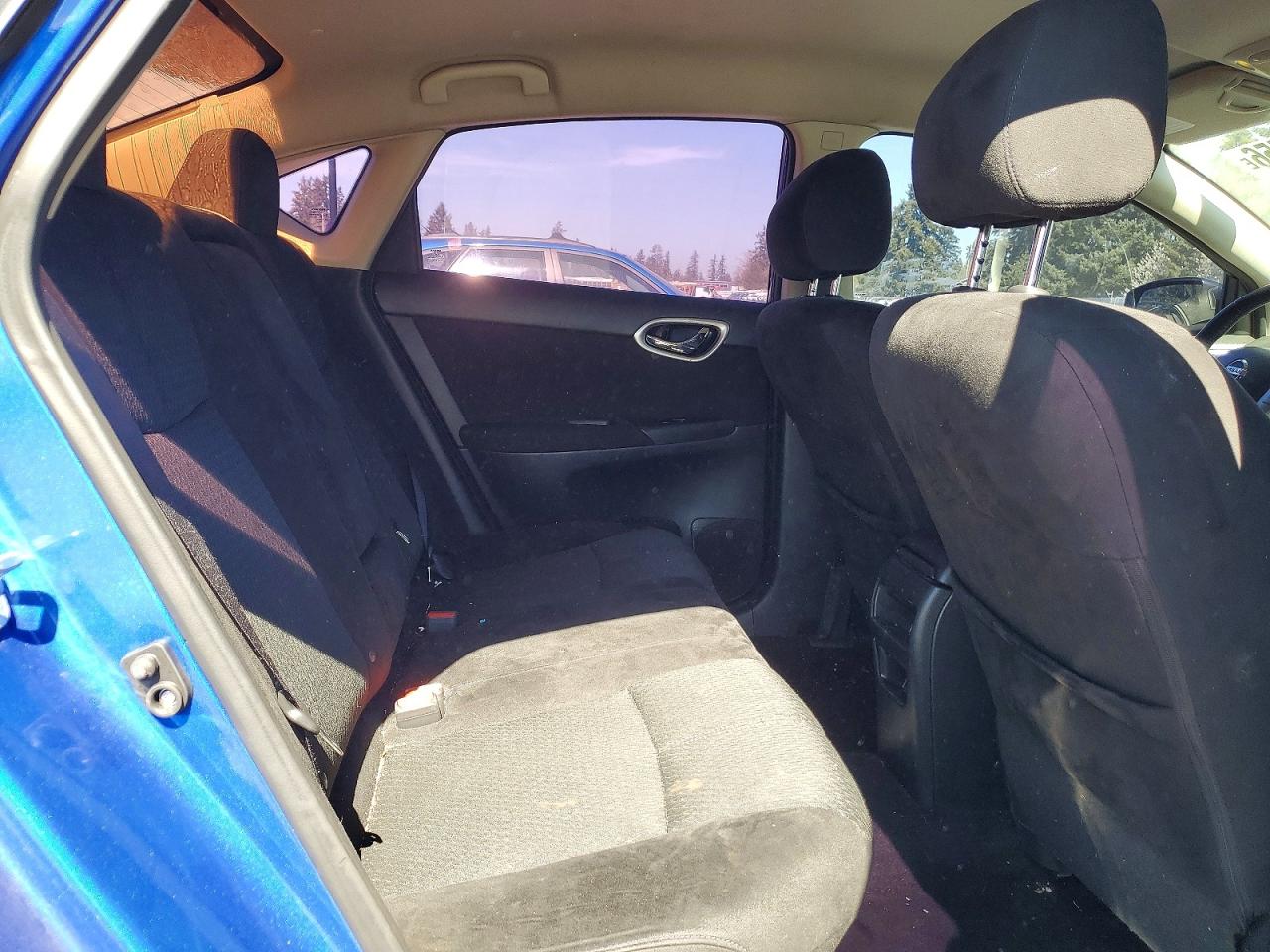 2015 NISS Sentra VIN 3N1AB7AP0FY376735 photo 10