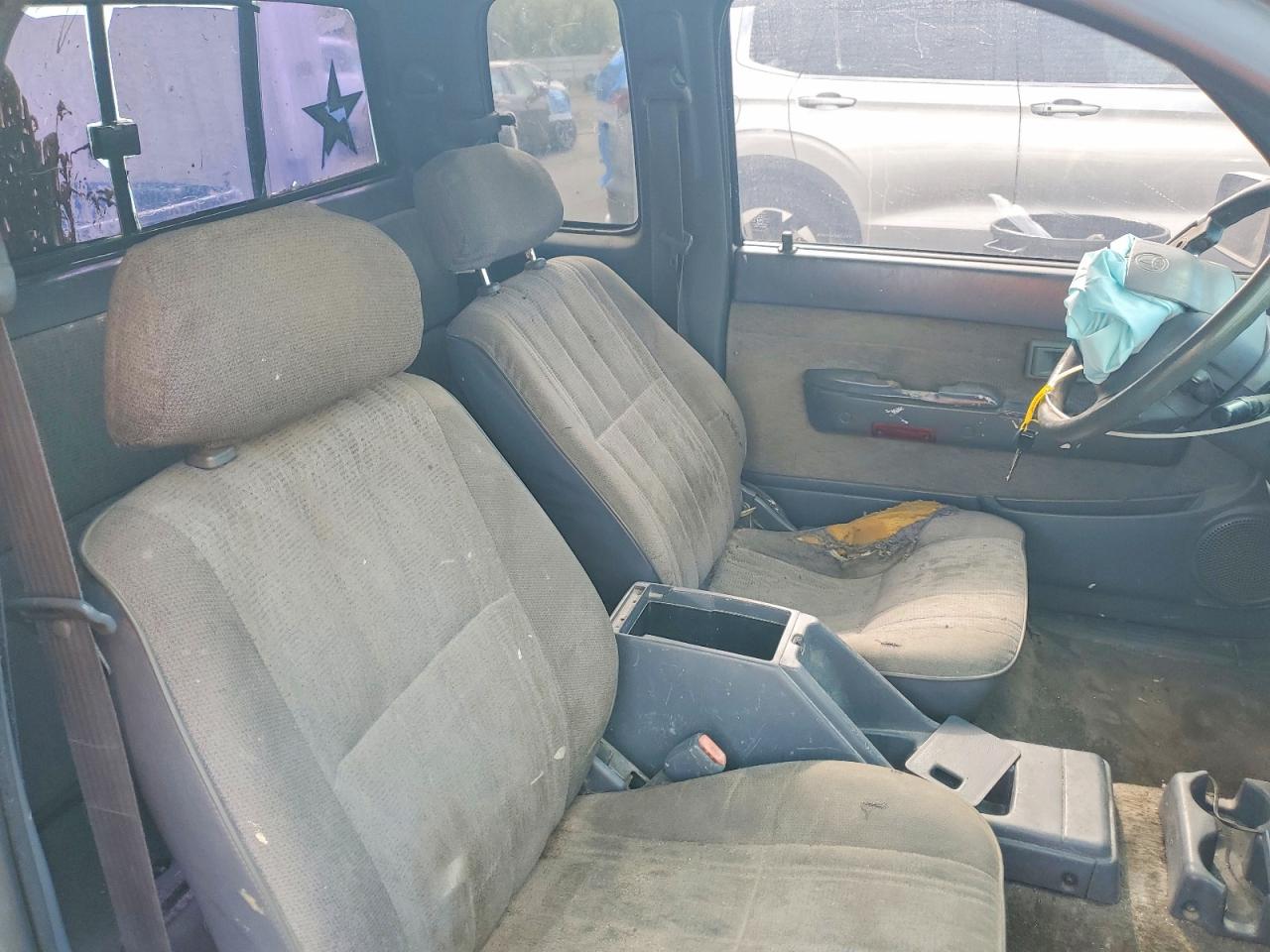 1998 TOYOTA Tacoma VIN 4TAVL52N3WZ090456 photo 10
