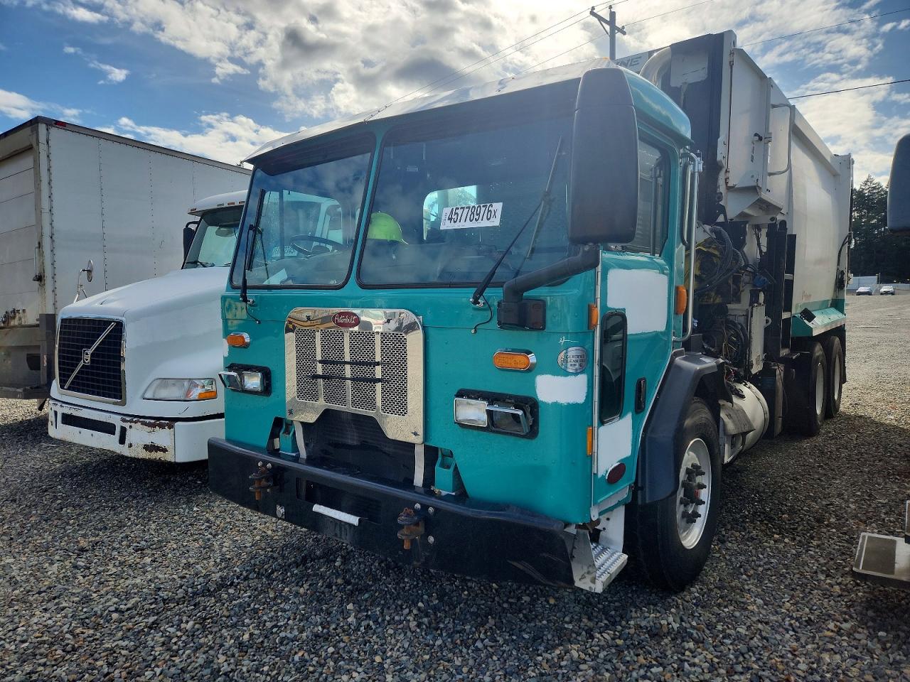 2015 PETERBILT All other VIN 3BPZL70X6FF265844 photo 2