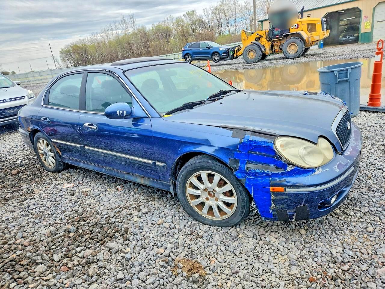 2002 Hyundai Sonata VIN KMHWF35H22A614498 photo 4