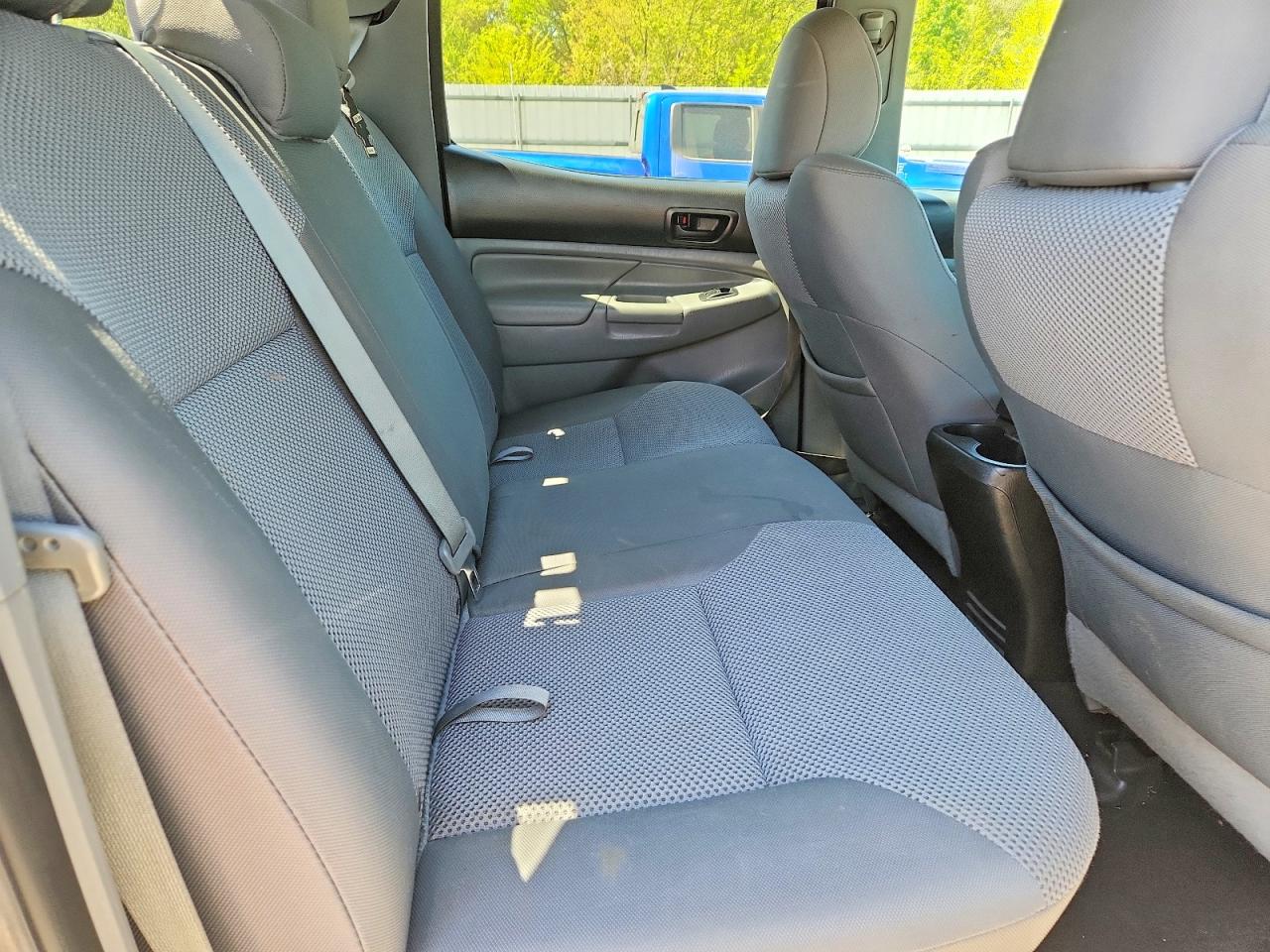2014 Toyota Tacoma VIN 3TMKU4HN3EM041134 photo 10