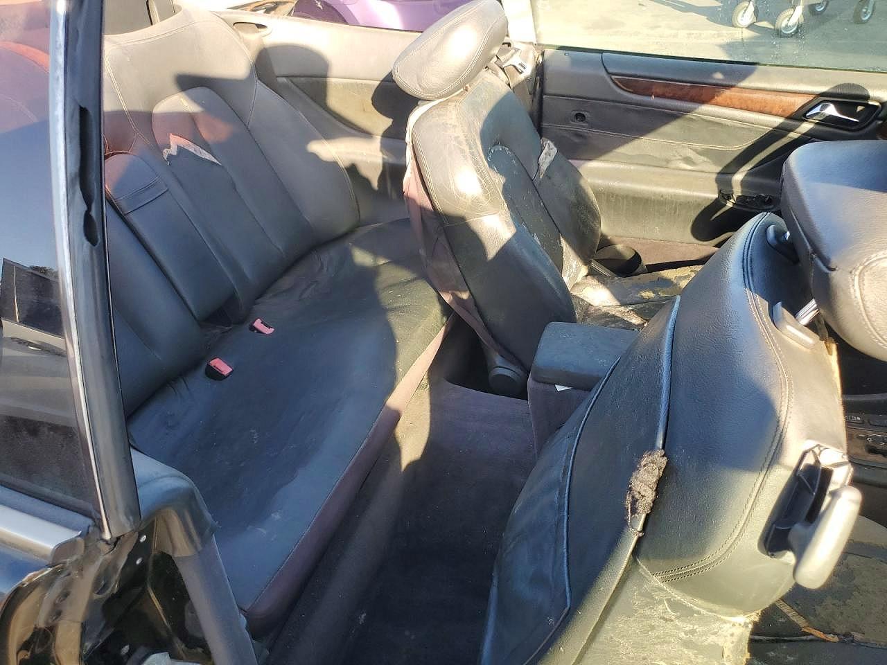 2000 Mercedes-Benz Clk-class VIN WDBLK65G3YT039349 photo 10