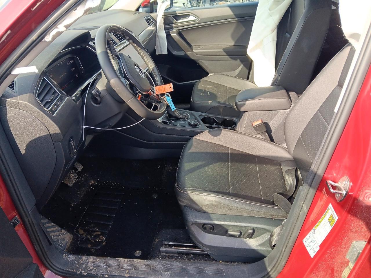 2021 Volkswagen Tiguan VIN 3VV2B7AX0MM123003 photo 7