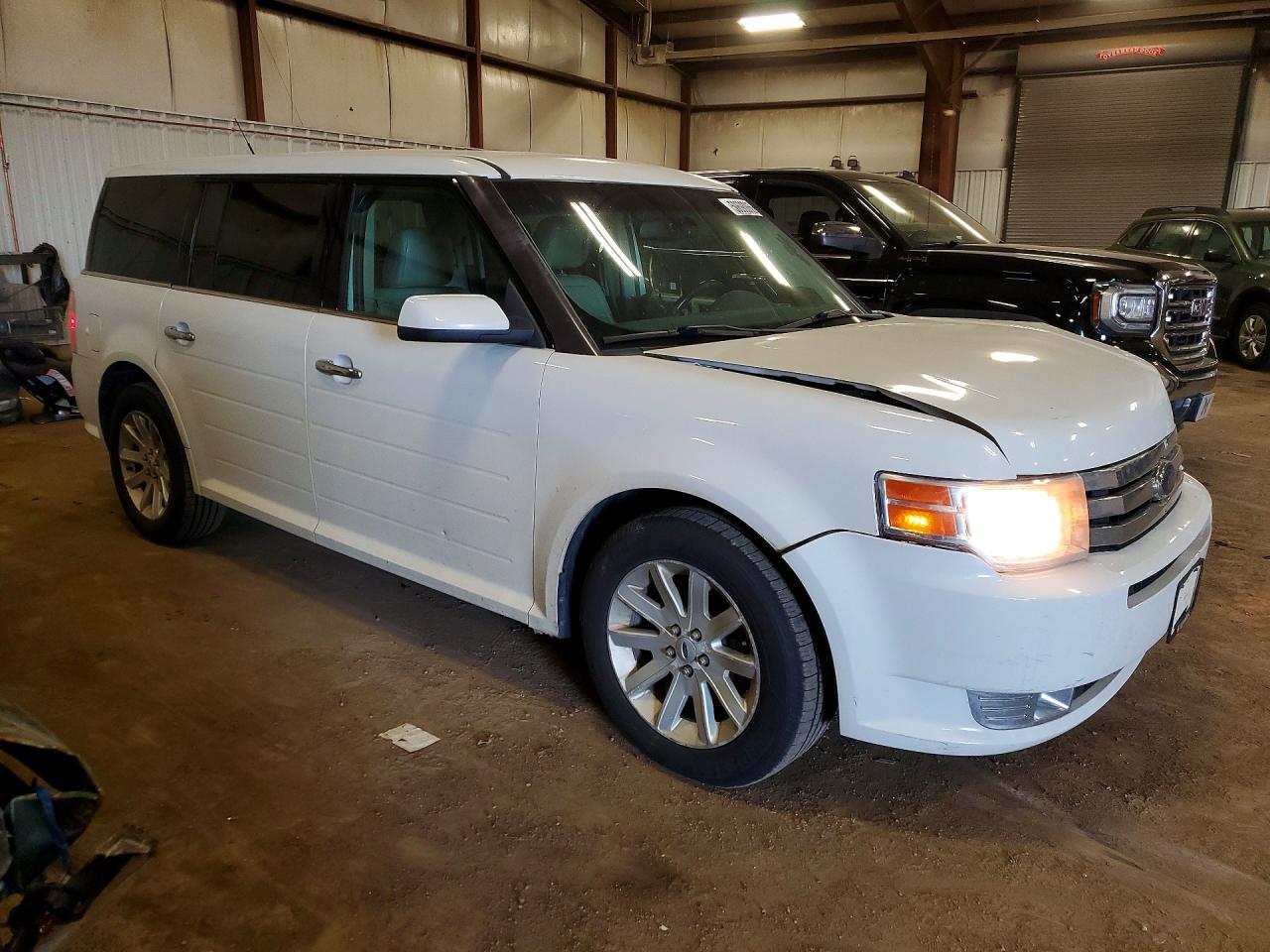 2010 Ford Flex VIN 2FMHK6CC6ABD01759 photo 4