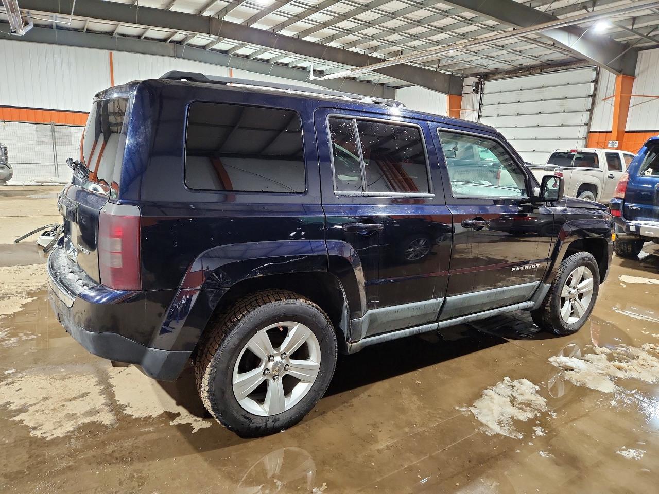 2011 Jeep Patriot VIN 1J4NF4GB9BD149452 photo 3