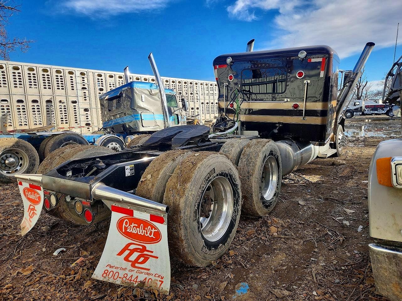 2019 PETERBILT All other VIN 1XPXD49X0KD610145 photo 4