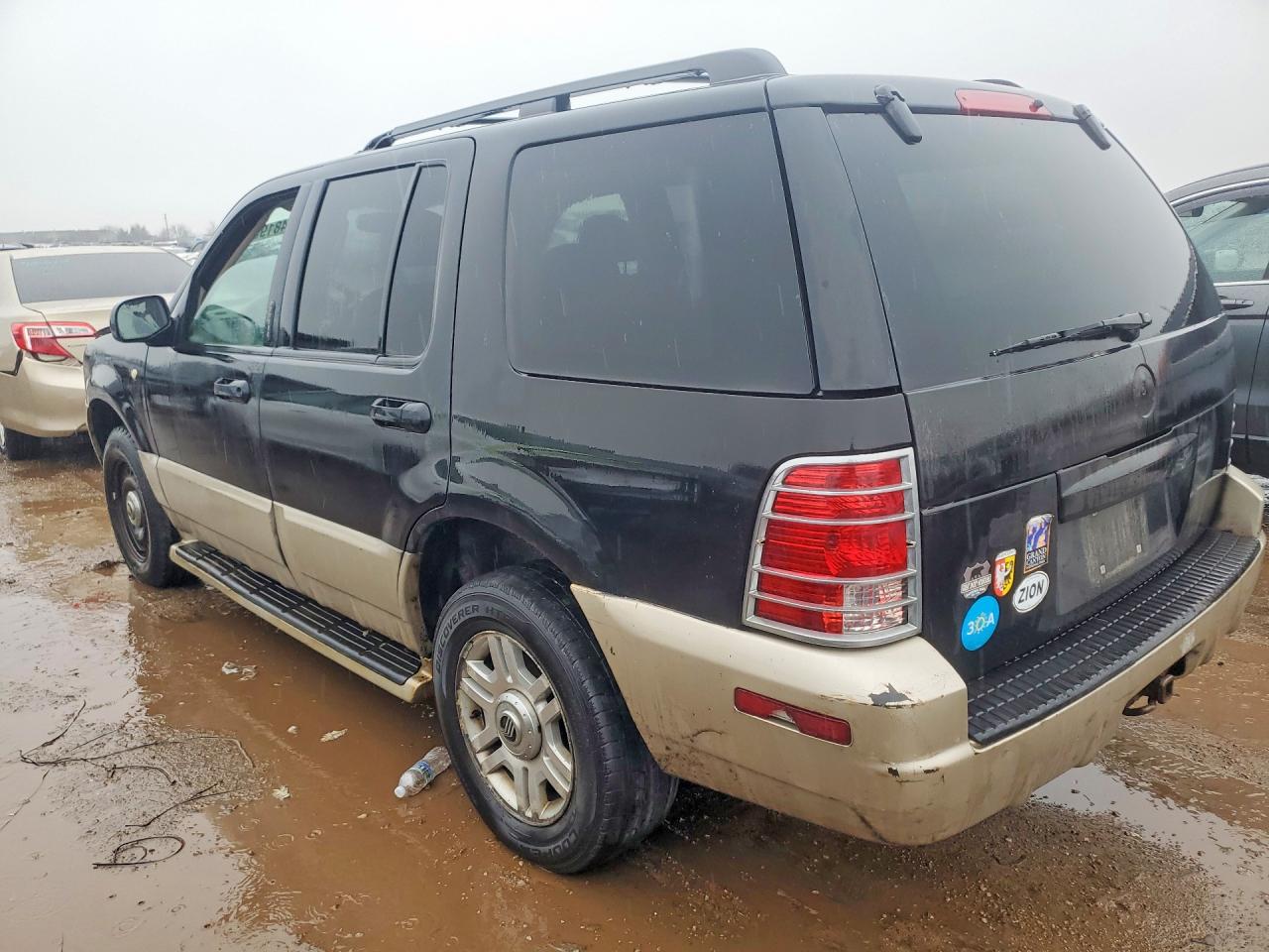 2004 Mercury Mountainer VIN 4M2ZU86K24UJ02072 photo 2