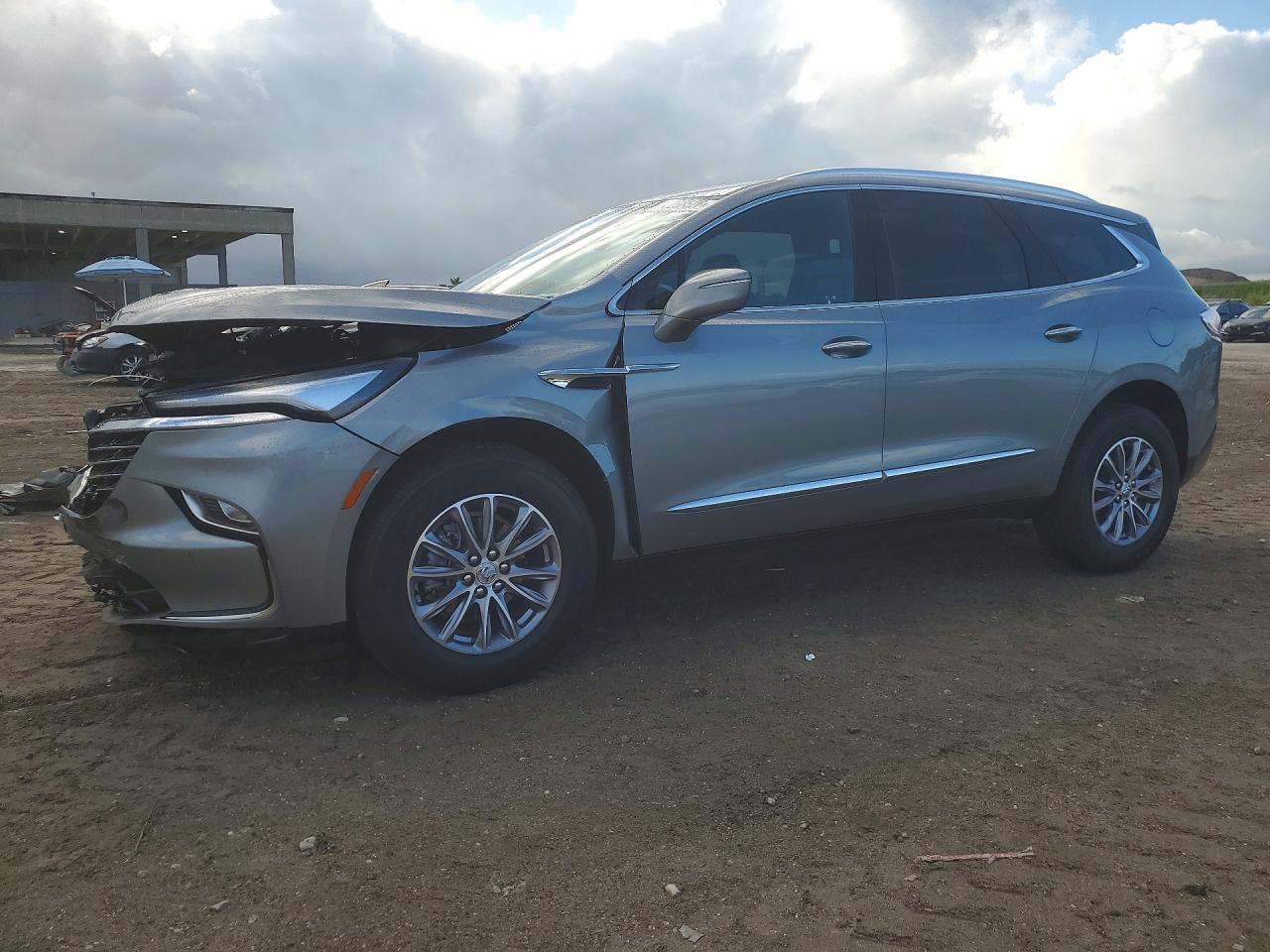 2023 Buick Enclave VIN 5GAEVAKWXPJ259390 photo 1