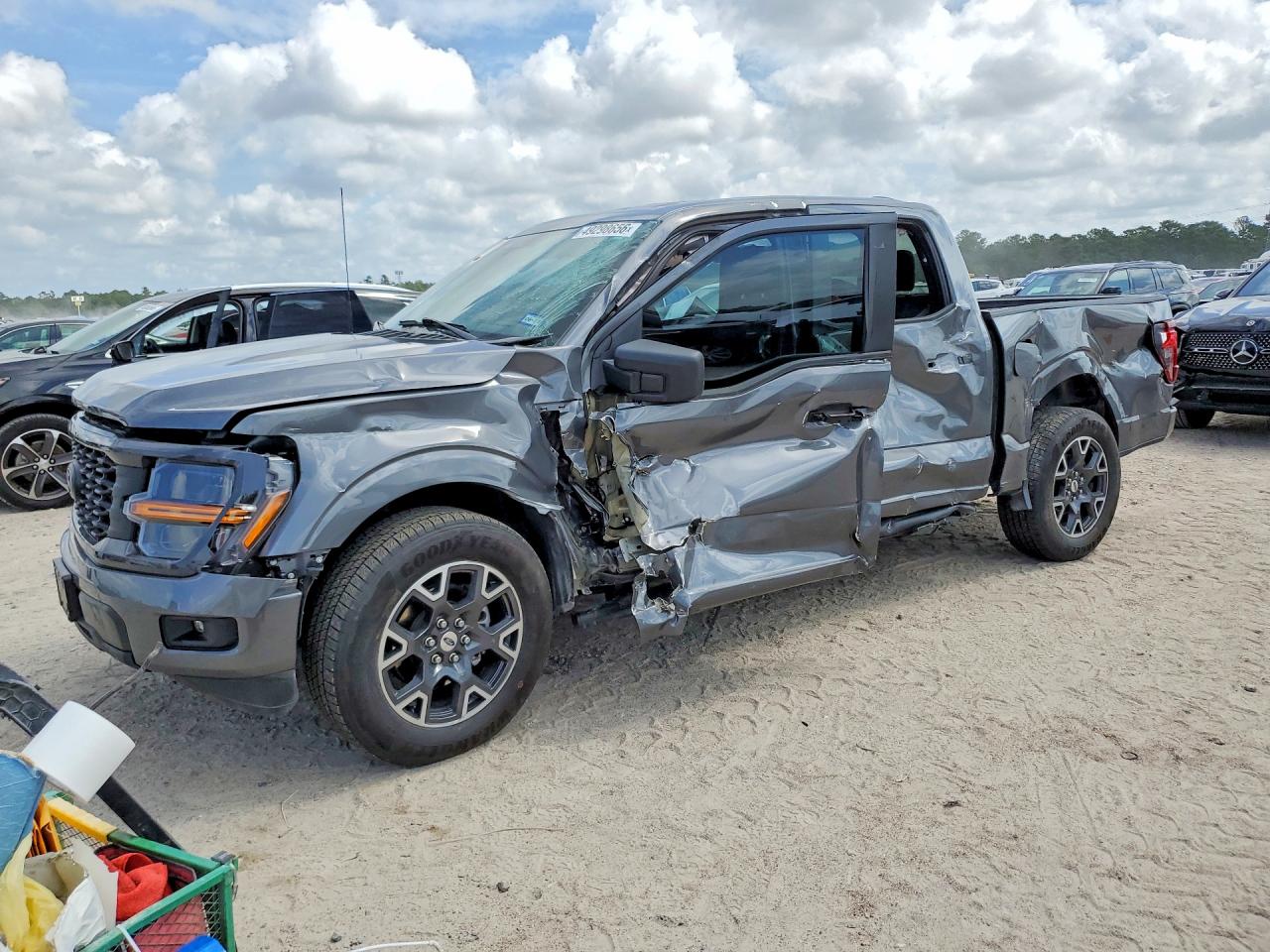 2025 Ford F150 VIN 1FTEW2KP9SKD26817 photo 1