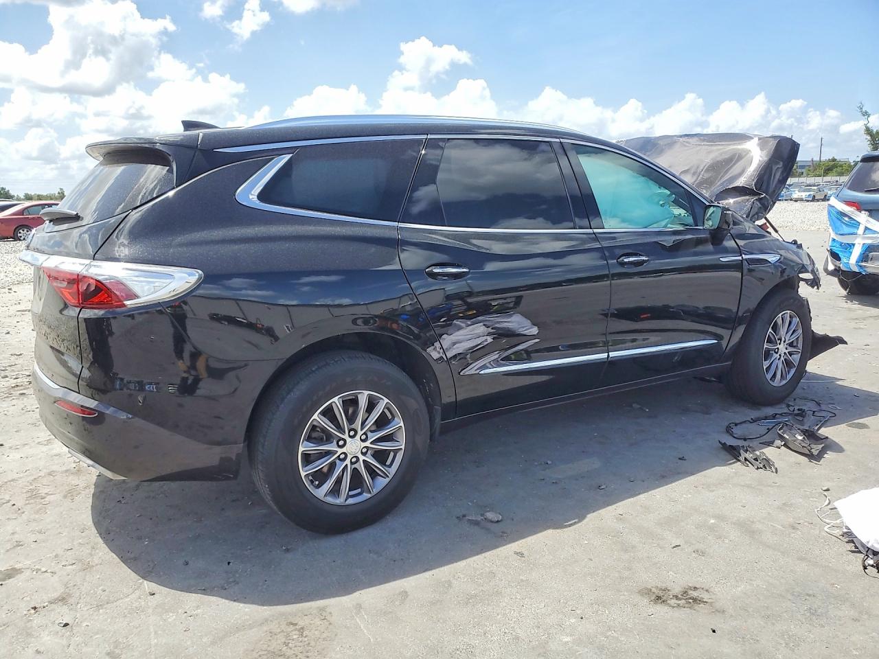 2022 Buick Enclave VIN 5GAERCKW2NJ164545 photo 3