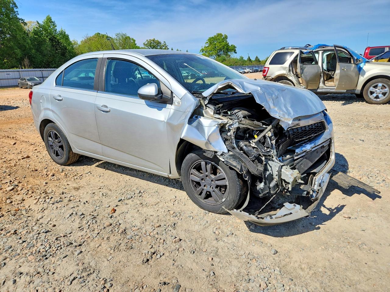 2013 Chevrolet Sonic lt VIN 1G1JC5SG7D4172441 photo 4