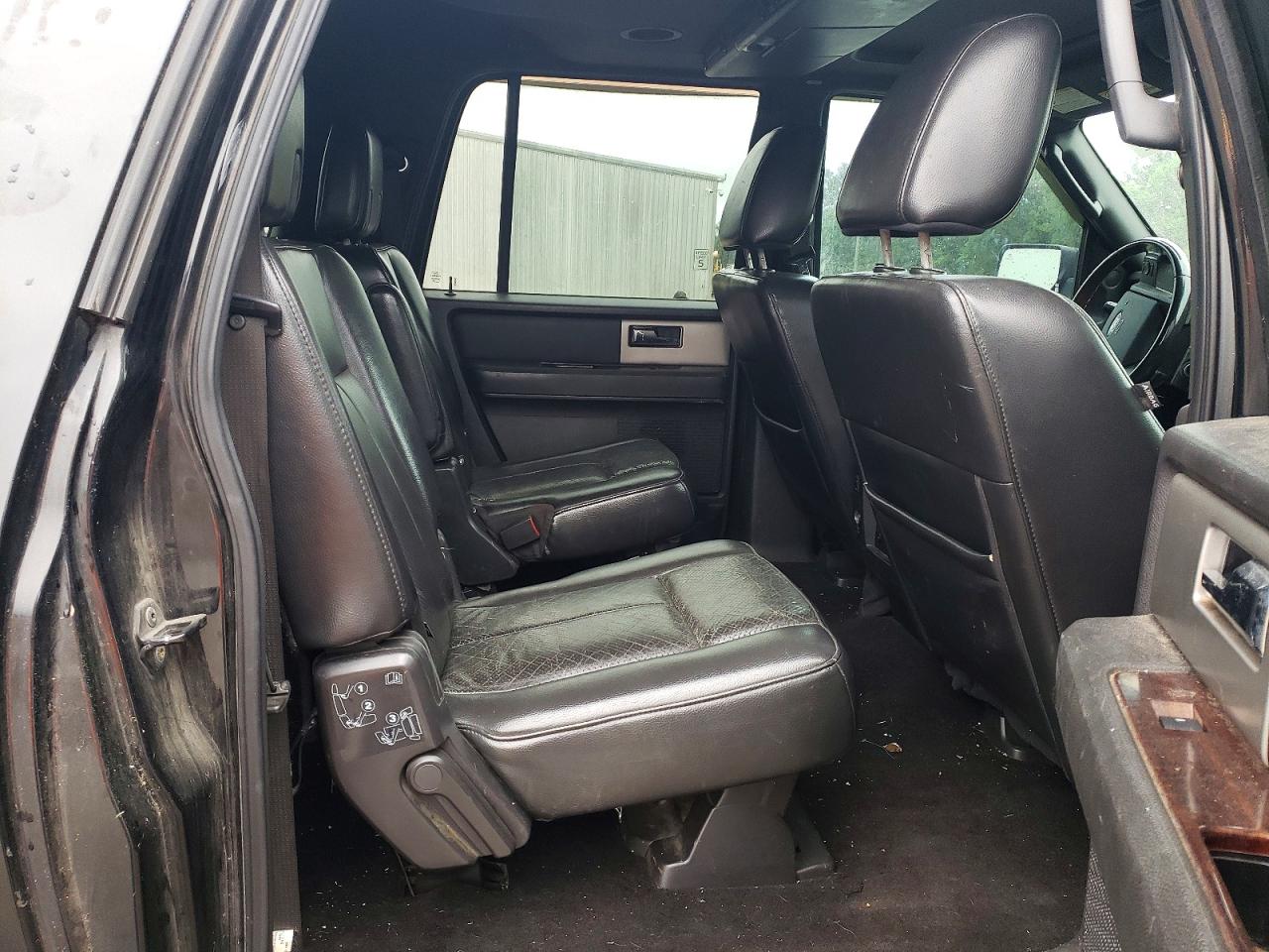 2010 Ford Expedition VIN 1FMJK1K52AEB67098 photo 11
