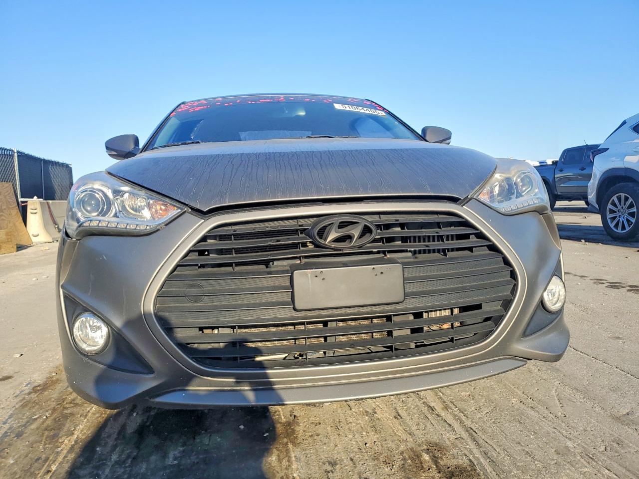 2015 Hyundai Veloster VIN KMHTC6AE1FU238129 photo 5
