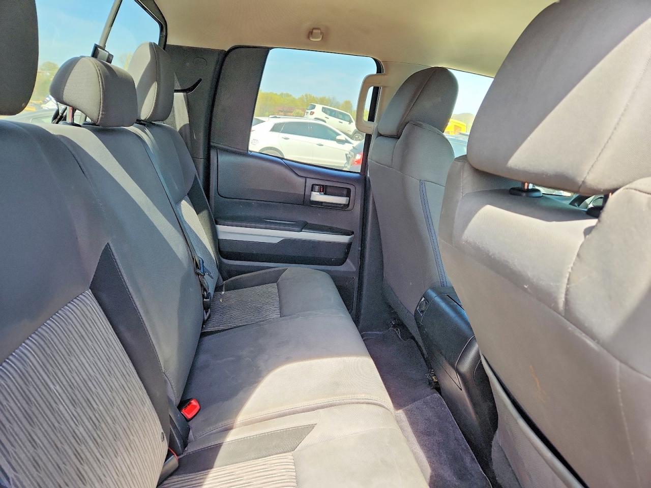 2014 Toyota Tundra VIN 5TFRM5F12EX072485 photo 10