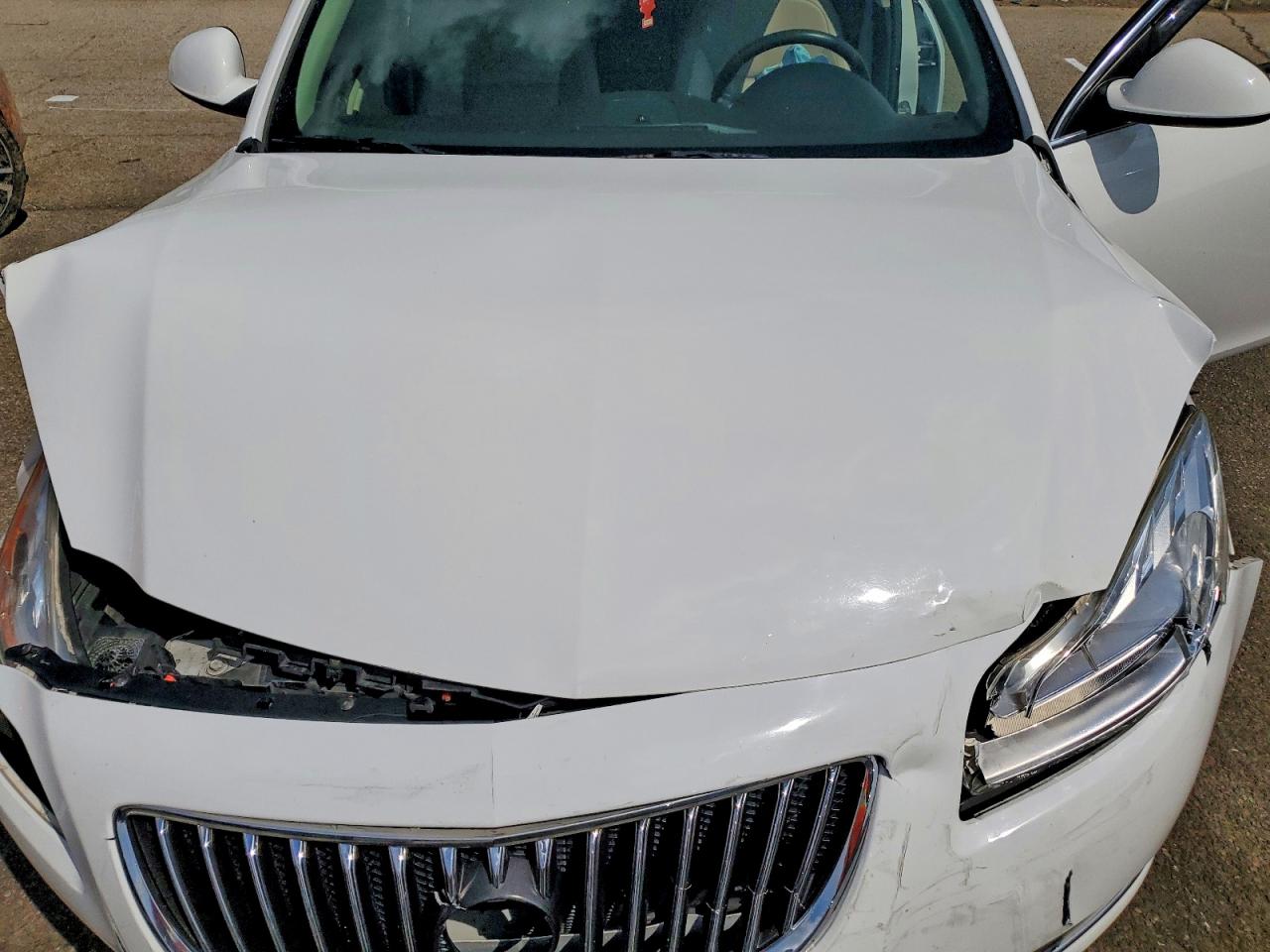 2011 Buick Regal VIN 2G4GV5EV0B9207655 photo 11