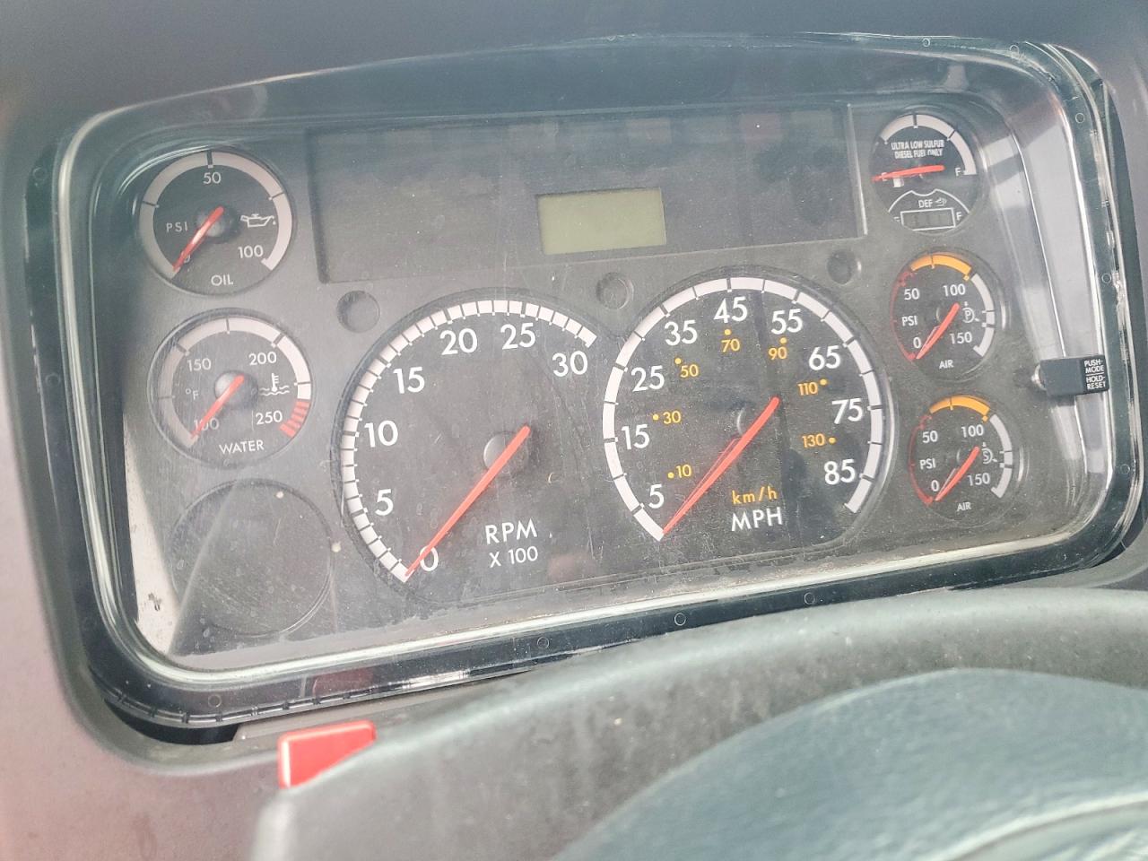 2015 FREIGHTLINER All other VIN 1FVACXDT2FHGJ9791 photo 8