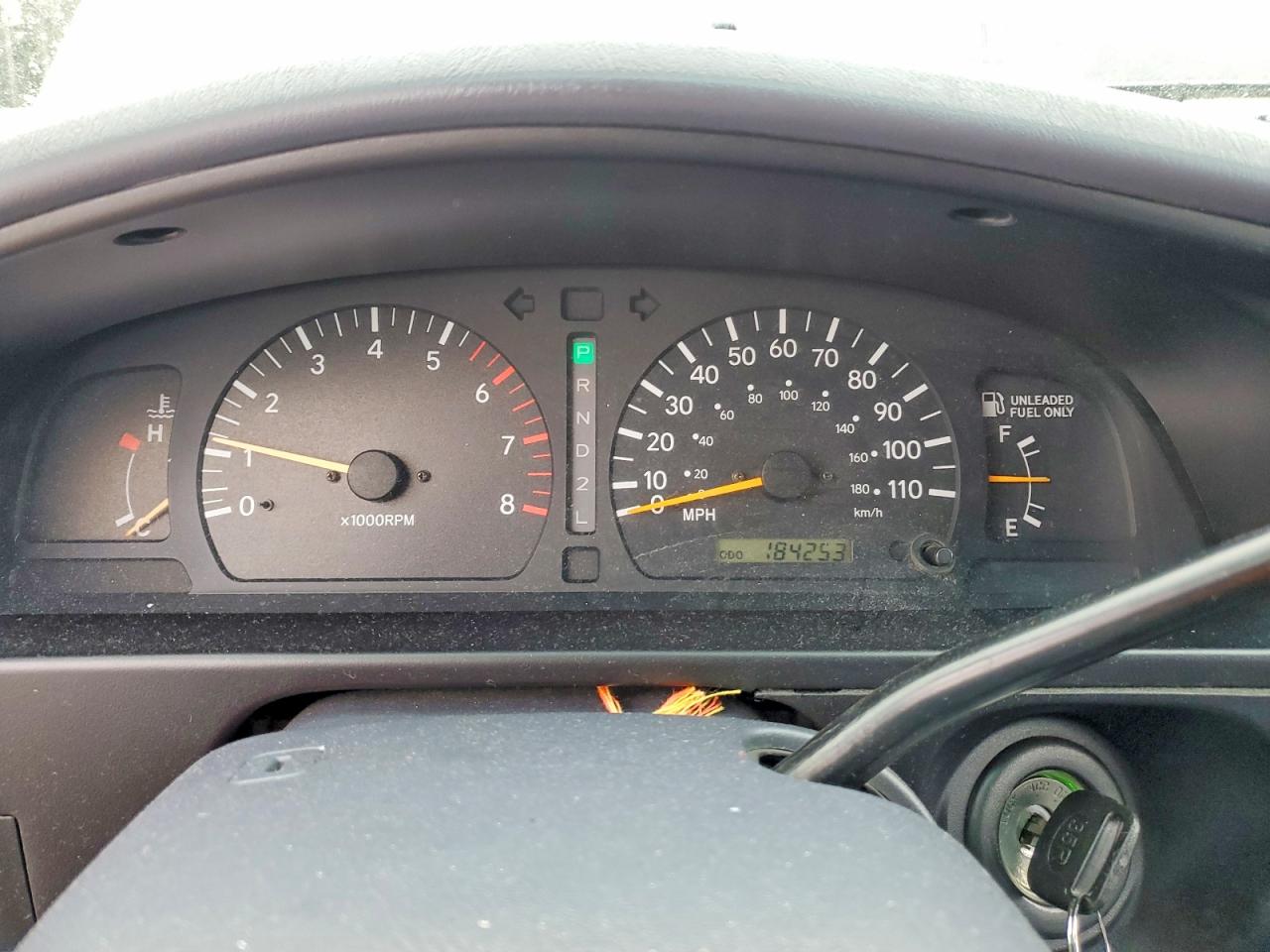 2000 Toyota Tacoma VIN 5TEVL52N0YZ706397 photo 9