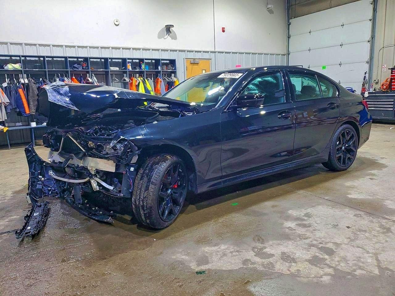 2026 BMW 3 series VIN 3MW89CW06T8G03382 photo 1