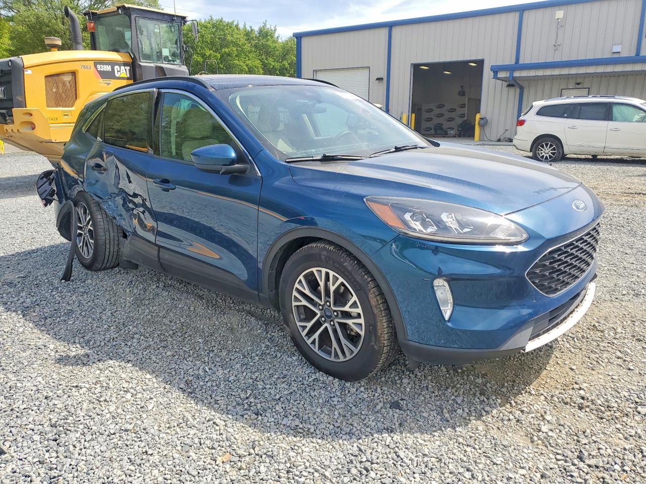 2020 Ford Escape VIN 1FMCU0H67LUB22048 photo 4