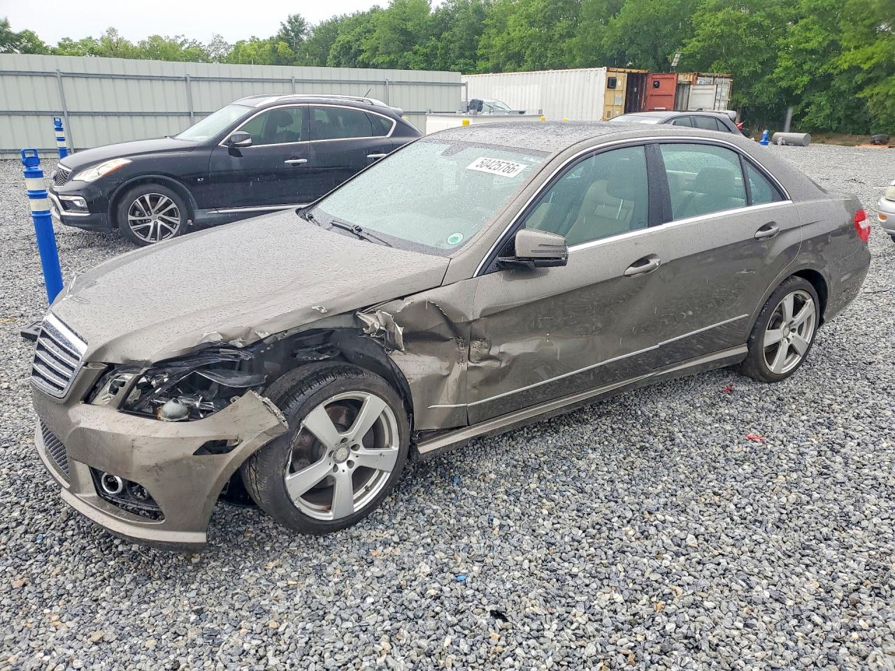 2010 MERCEDES-BENZ E-class VIN WDDHF5GB6AA048691 photo 1