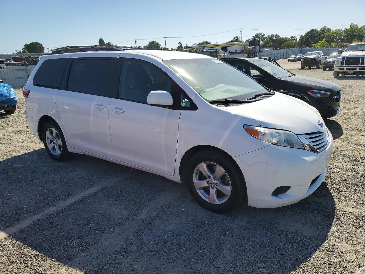 2015 Toyota All models VIN 5TDKK3DCXFS528692 photo 4