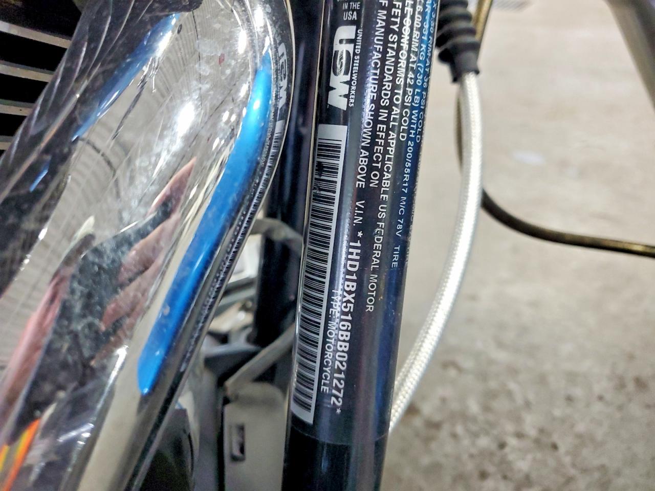 2011 HARLEY Fl VIN 1HD1BX516BB021272 photo 9
