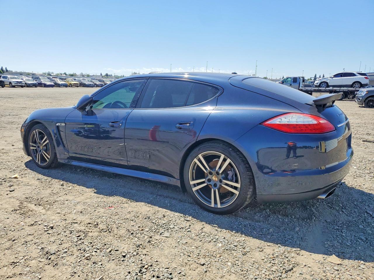 2012 PORSCHE Panamera VIN WP0AA2A73CL015636 photo 2