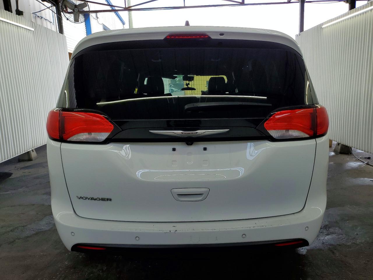 2025 Chrysler Minivan VIN 2C4RC1CG7SR534974 photo 6