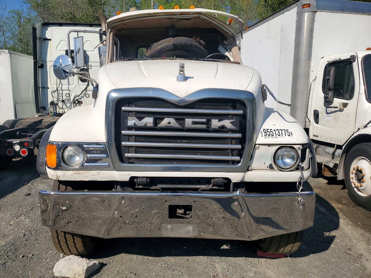 2002 MACK All models VIN 1M2AG11C42M001884 photo 7