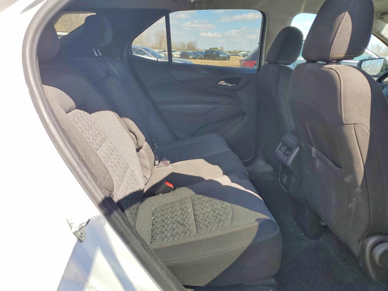 2022 Chevrolet Equinox VIN 3GNAXUEV8NL287343 photo 11