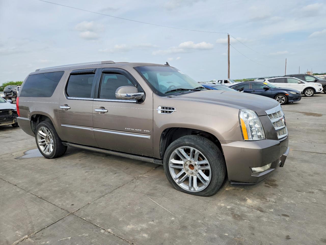 2014 Cadillac Escalade VIN 1GYS3KEF0ER188167 photo 4