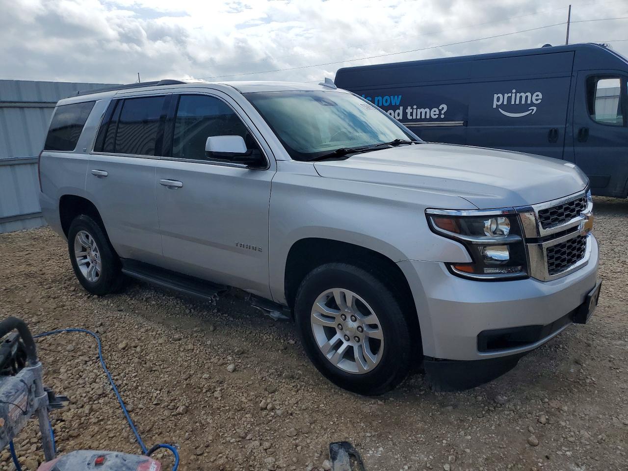 2020 Chevrolet Tahoe VIN 1GNSCBKC9LR130207 photo 4