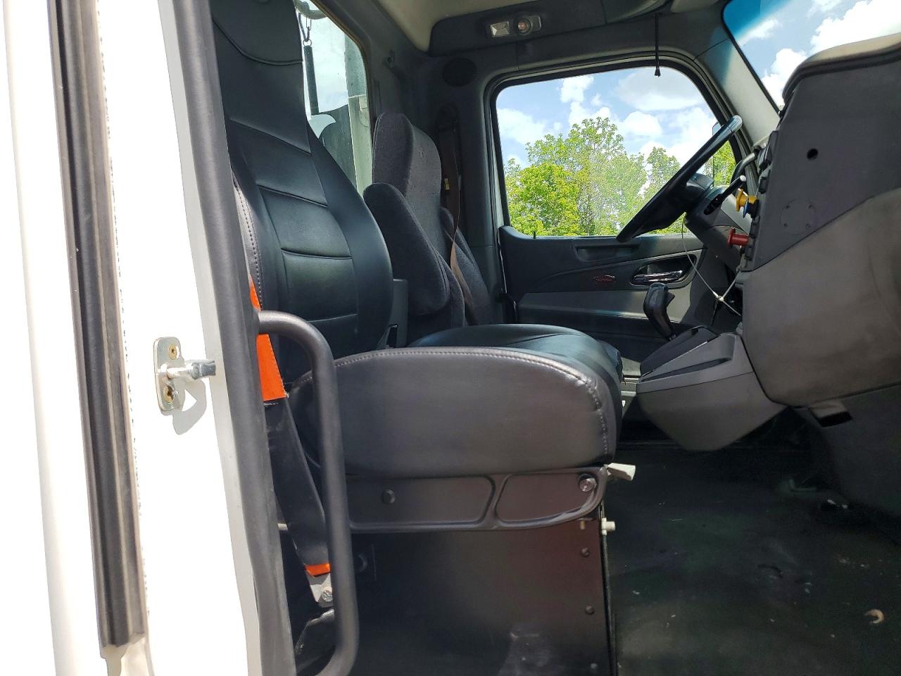 2016 PETERBILT All other VIN 1XPBA48XXGD354432 photo 9