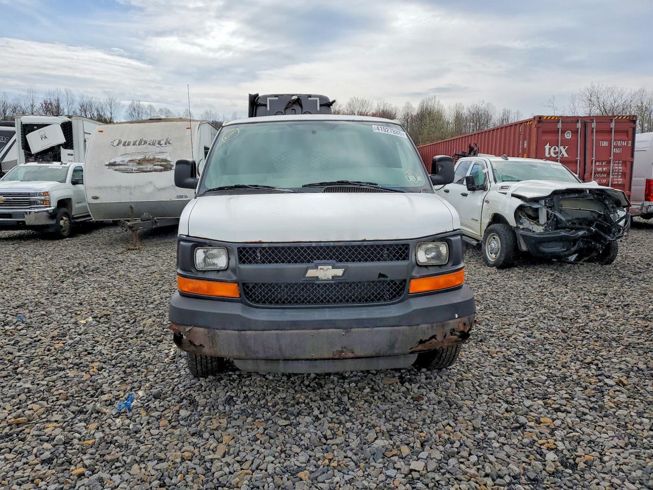 2008 Chevrolet Express VIN 1GCGG25C981155323 photo 5