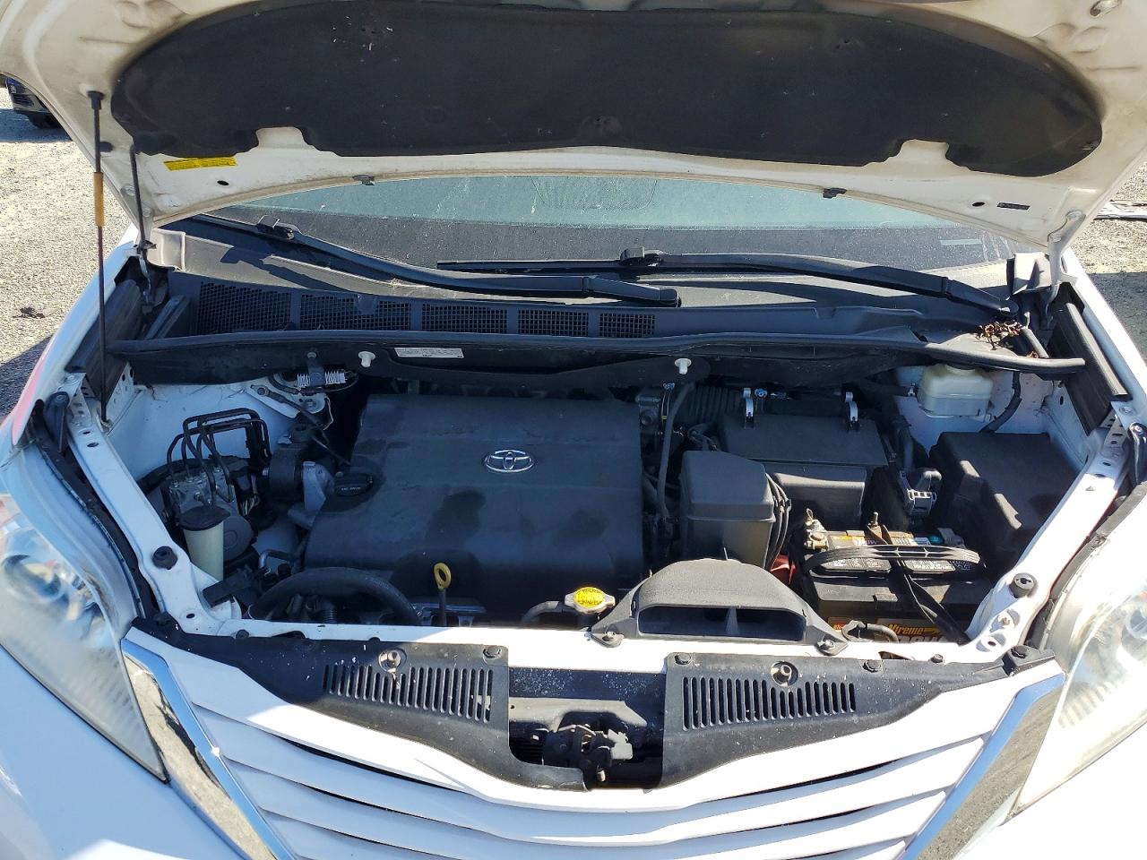 2015 Toyota All models VIN 5TDKK3DCXFS528692 photo 12