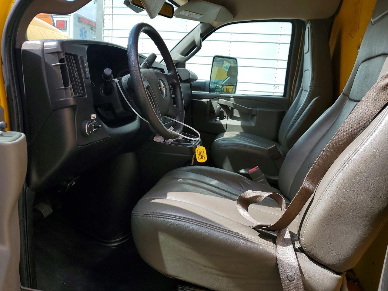 2021 GMC Savana VIN 7GZ37TC75MN005581 photo 7