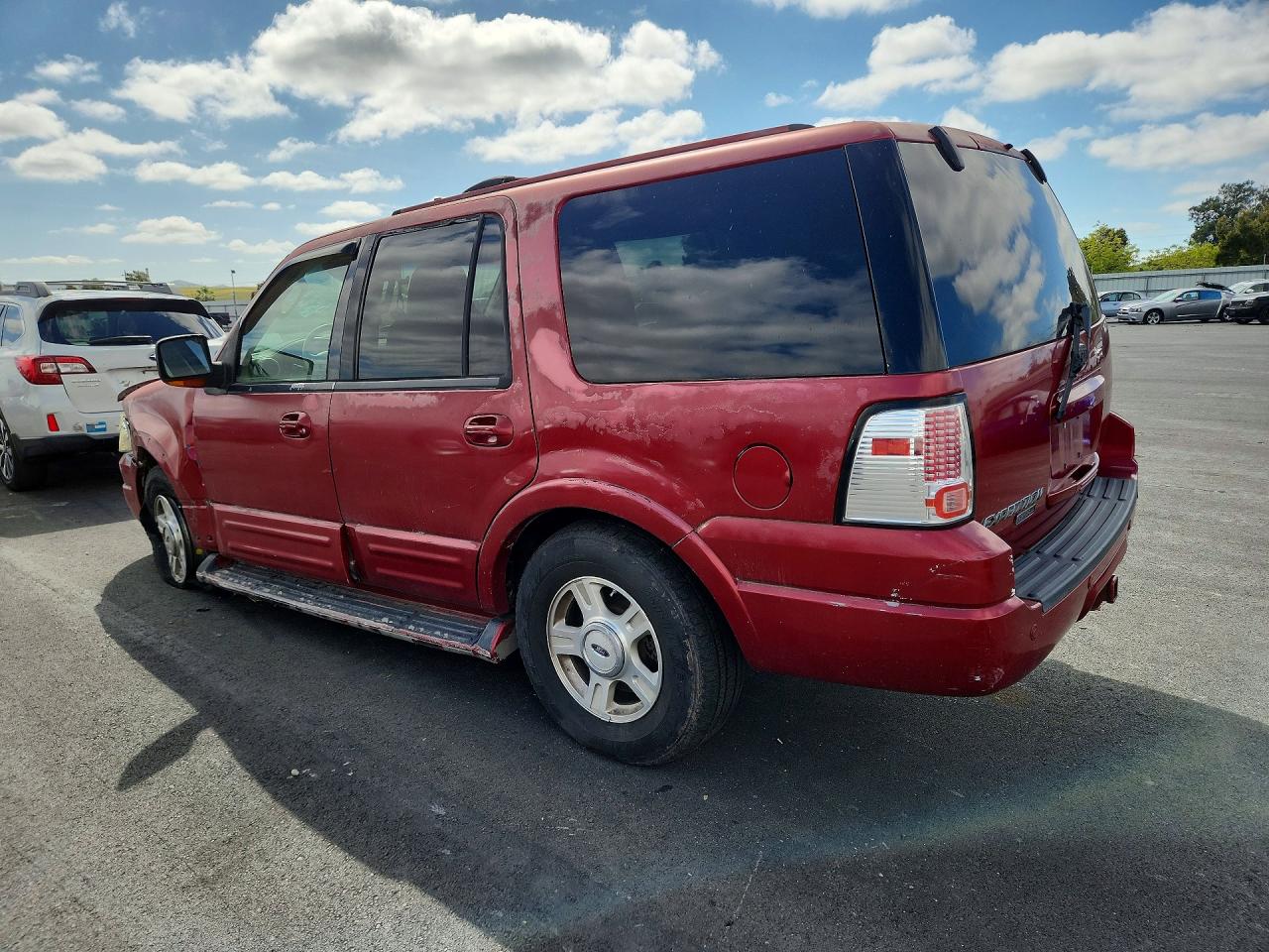 2003 Ford Expedition VIN 1FMFU18L63LC27761 photo 2