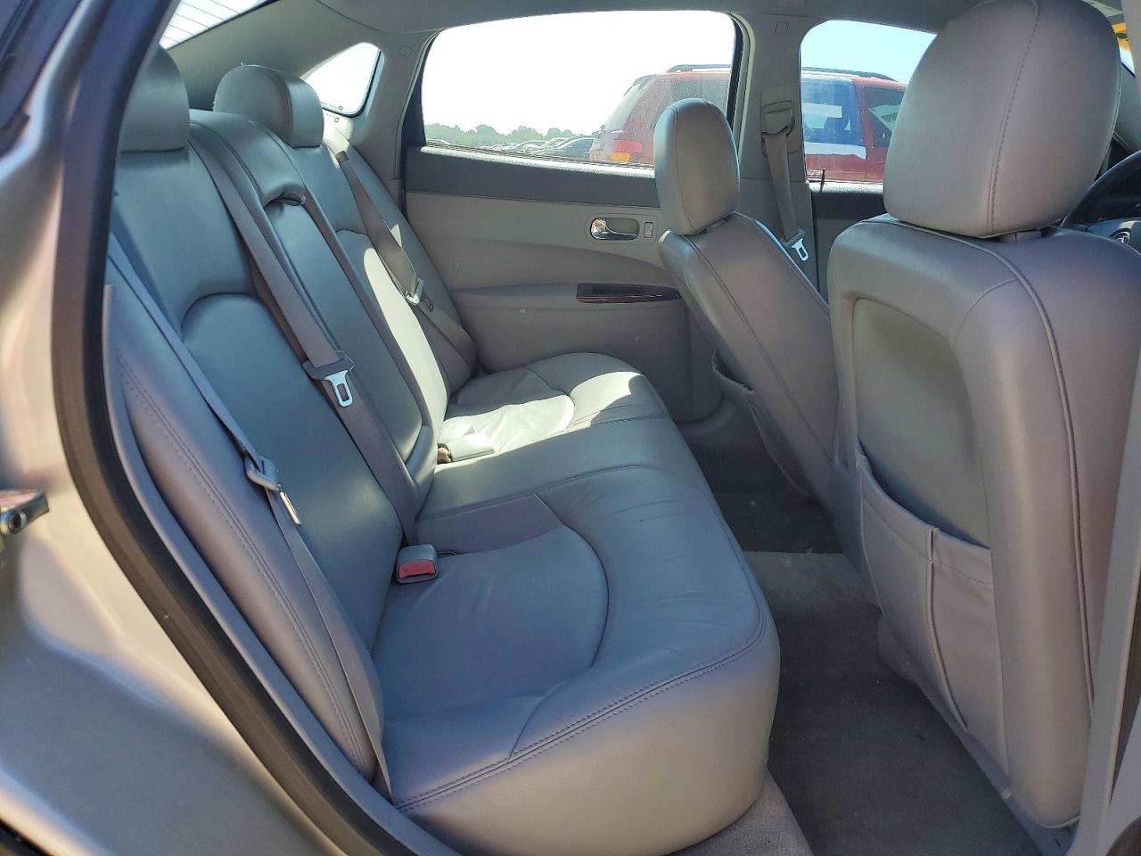 2007 Buick Lacrosse VIN 2G4WD582771230307 photo 10