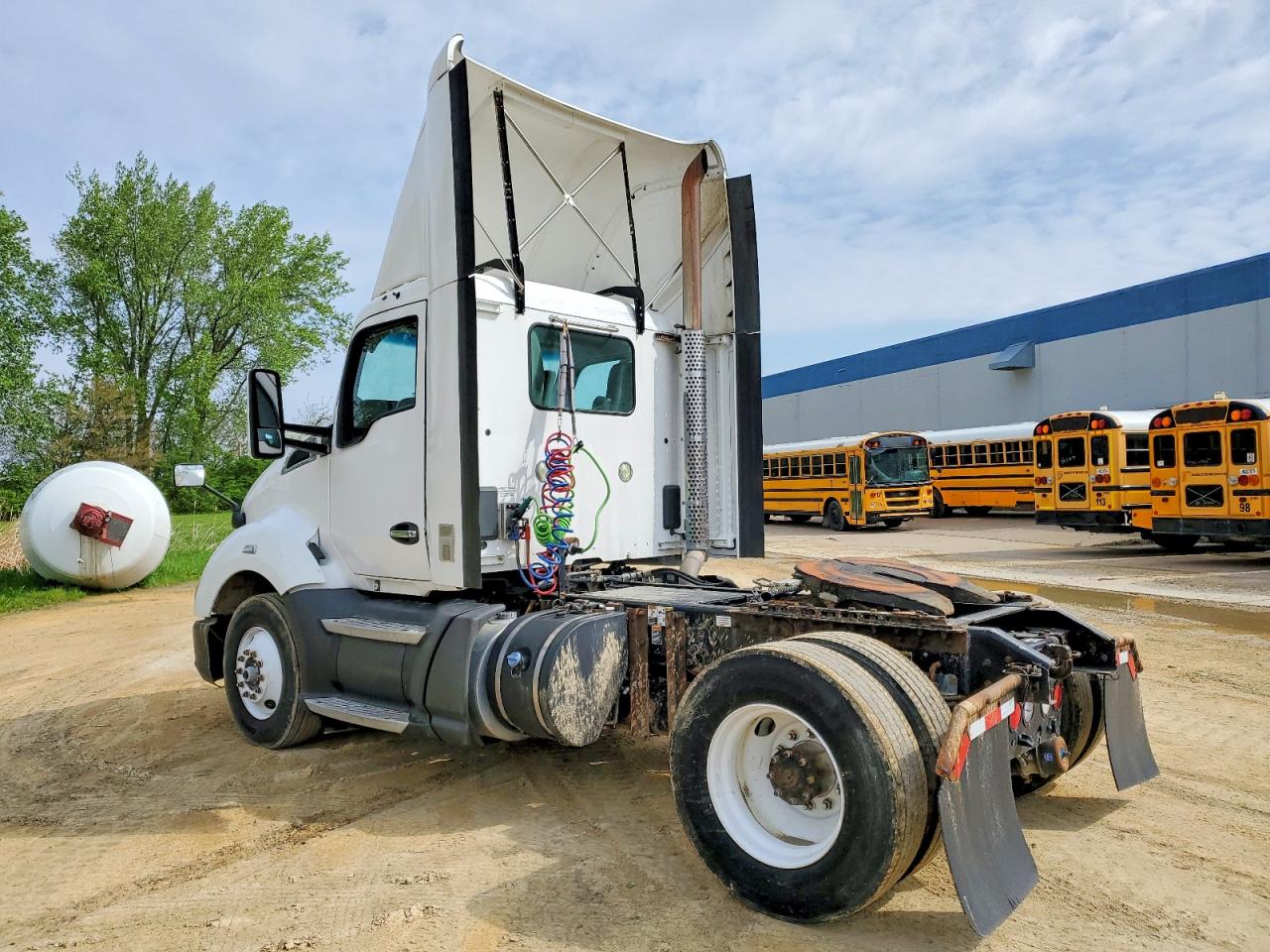 2016 KENWORTH All other VIN 1XKYA48XXGJ496331 photo 3
