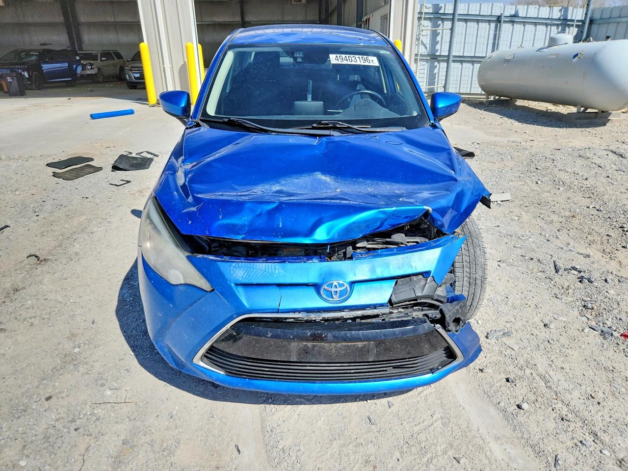 2017 Toyota Yaris VIN 3MYDLBYV1HY185392 photo 5