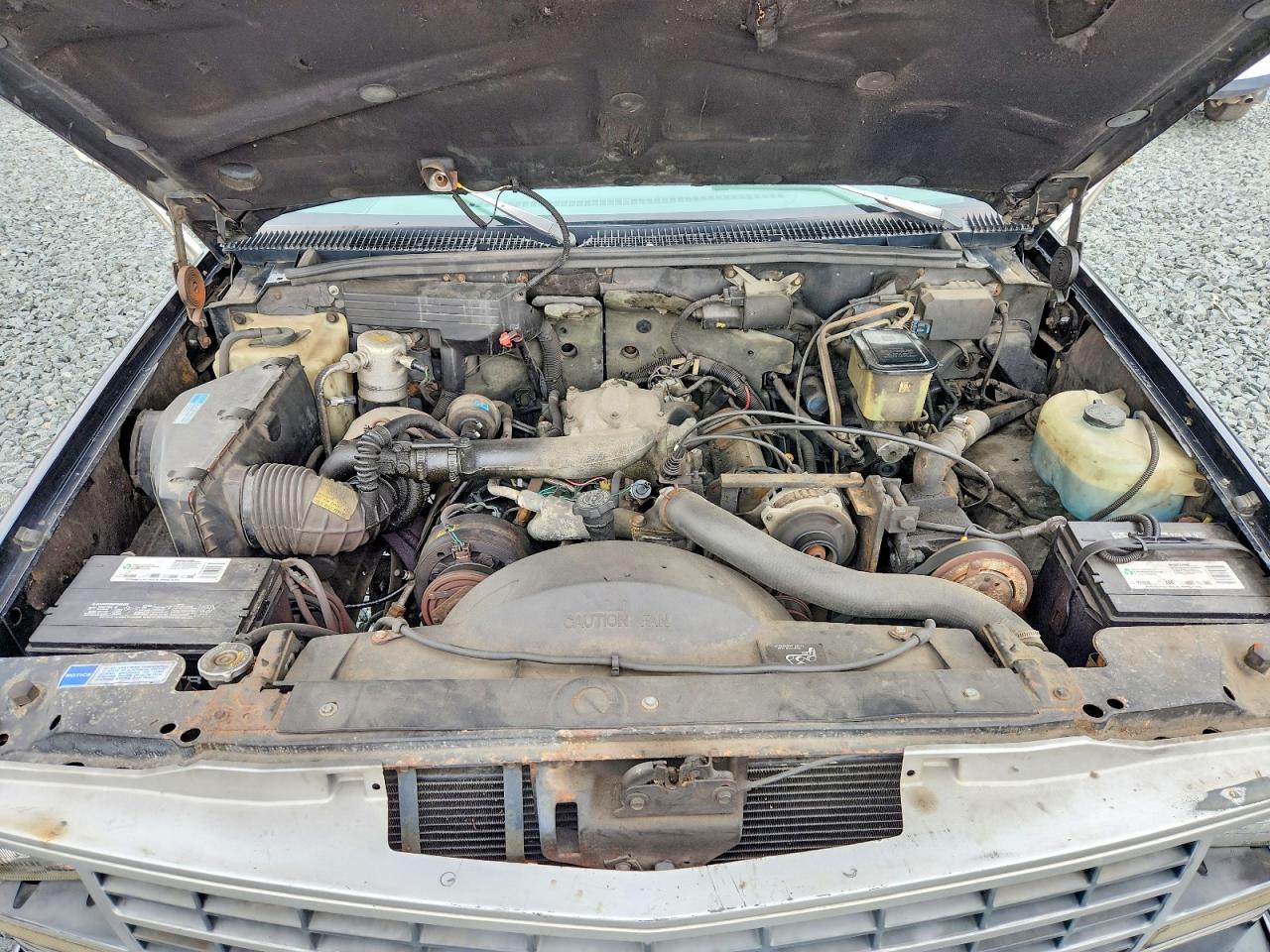 1993 Chevrolet Gmt VIN 1GBKC34F2PJ106555 photo 11