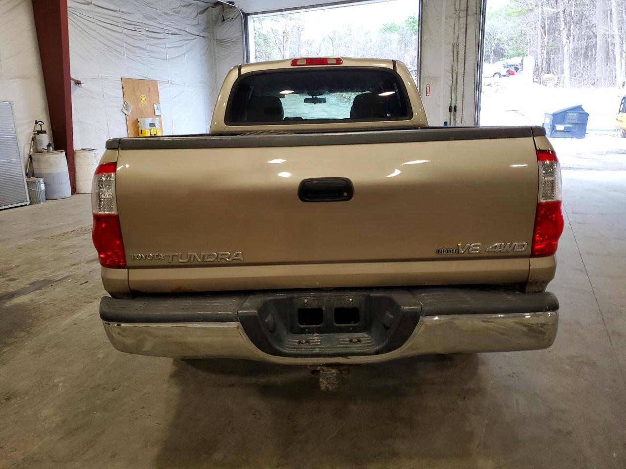 2005 Toyota Tundra VIN 5TBDT44105S497454 photo 6