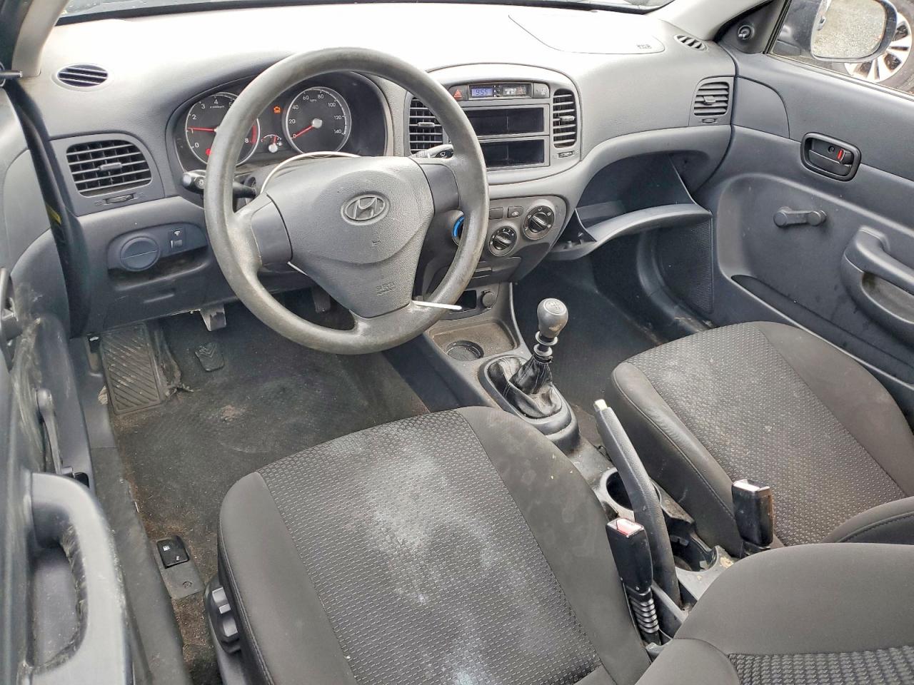 2011 Hyundai Accent VIN KMHCM3AC3BU194607 photo 8