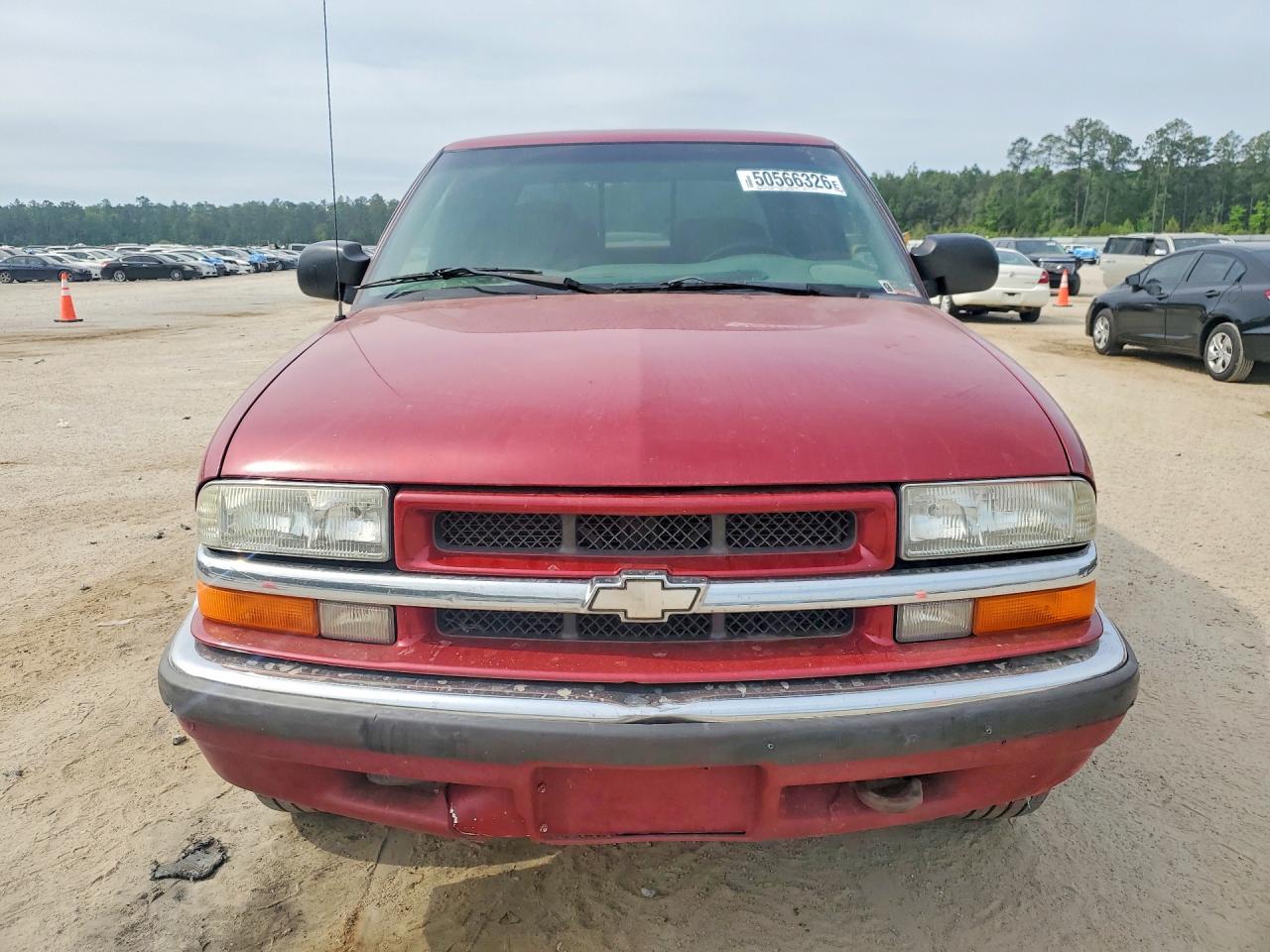 2002 CHEV S10 VIN 1GCDT13WX2K194218 photo 5
