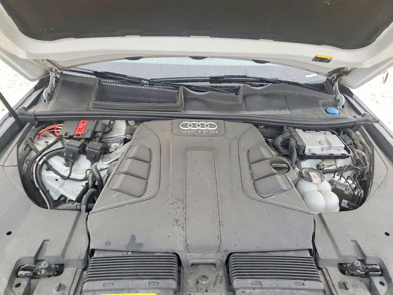 2018 Audi Q7 VIN WA1VAAF78JD048119 photo 12